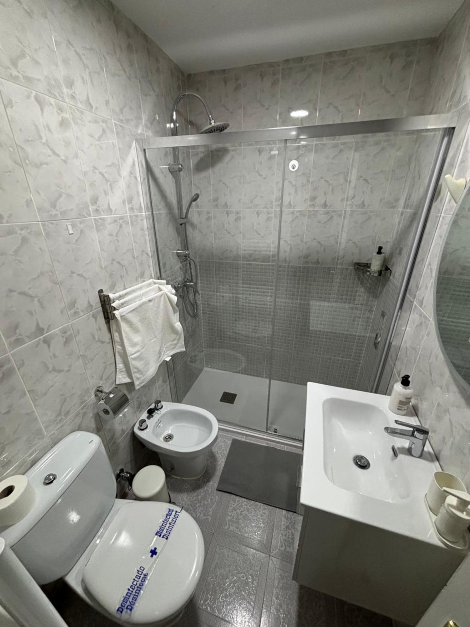 Ifema, Dehesa De La Villa, Plaza Castilla, Ciudad Universitaria, Hospitales La Paz, Cuatro Caminos Apartamento *